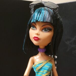 G1 Monster High Cleo De Nile Only Displayef